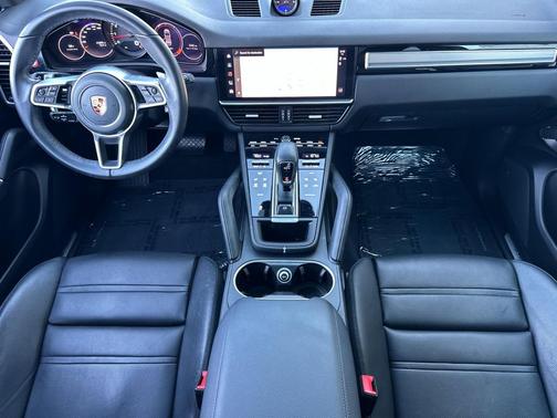 2022 Porsche Cayenne Platinum Edition