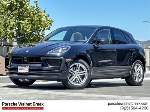 2025 Porsche Macan Base