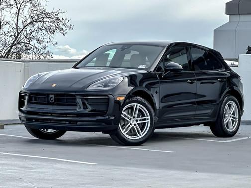 2026 Porsche Macan 
