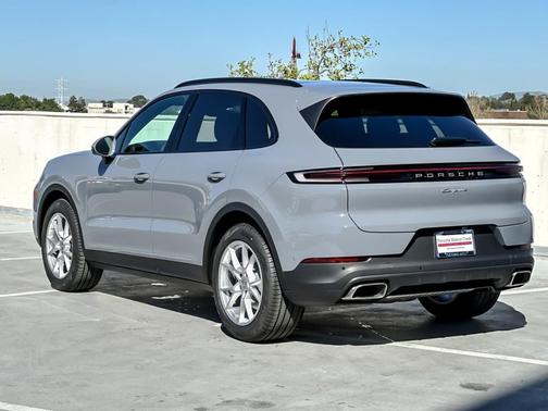 2026 Porsche Cayenne Cayenne