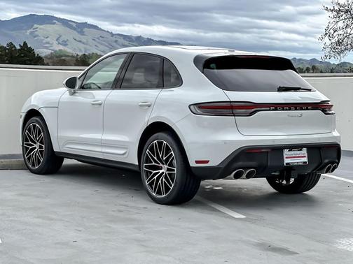 2026 Porsche Macan S