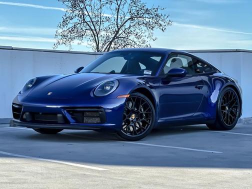 2024 Porsche 911 Carrera GTS