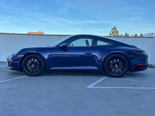 2024 Porsche 911 Carrera GTS
