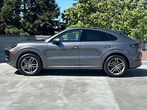 2025 Porsche Cayenne Cayenne