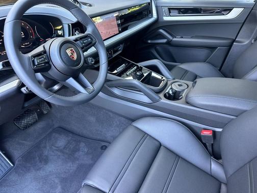 2025 Porsche Cayenne Cayenne