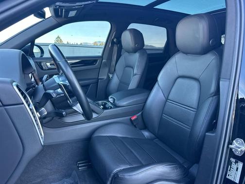 2023 Porsche Cayenne Cayenne