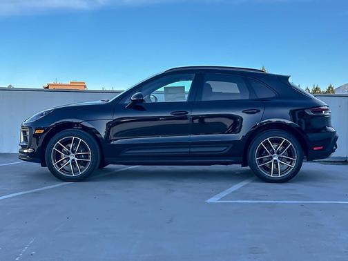 2026 Porsche Macan 