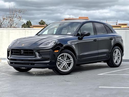2026 Porsche Macan 