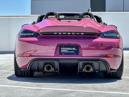 Ruby Star Neo 2024 Porsche 718 Spyder RS