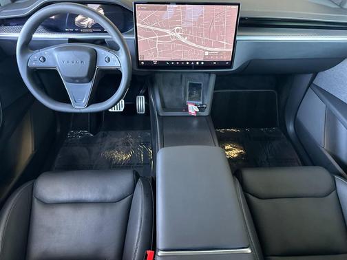 2024 Tesla Model X Plaid Tri Motor All-Wheel Drive