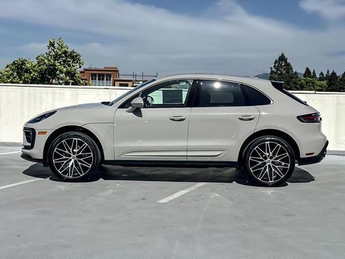 Chalk 2026 Porsche Macan Macan