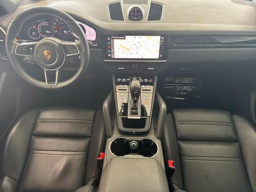 Moonlight Blue Metallic 2023 Porsche Cayenne Platinum Edition