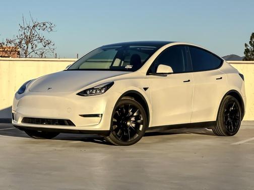 2021 Tesla Model Y Long Range Dual Motor All-Wheel Drive