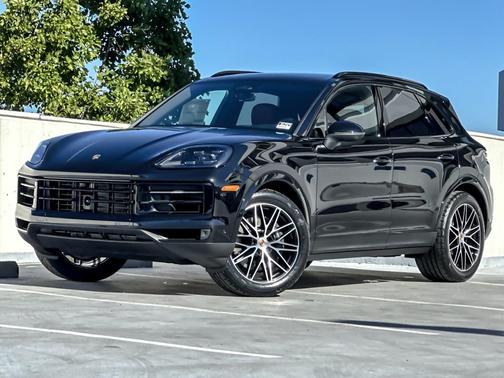 CHROMITE BLACK MET 2026 Porsche Cayenne Cayenne