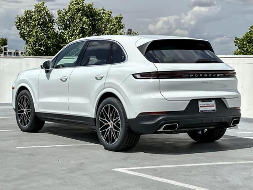 WHITE 2026 Porsche Cayenne Cayenne