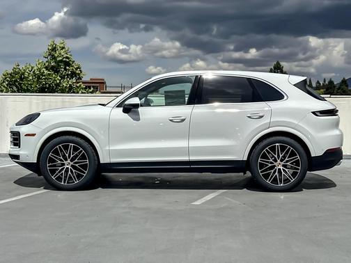 WHITE 2026 Porsche Cayenne Cayenne
