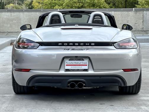 2023 Porsche 718 Boxster T