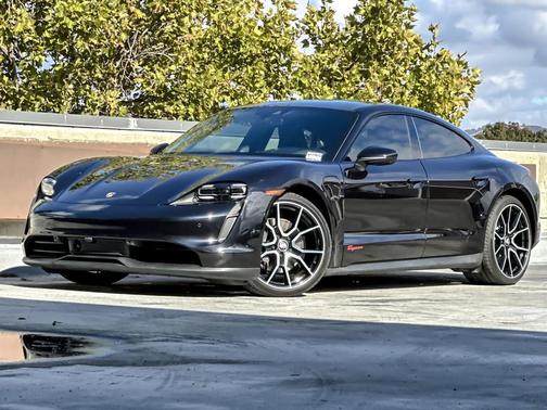 2023 Porsche Taycan 