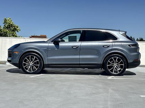 VANADIUM GREY 2026 Porsche Cayenne Cayenne E-Hybrid