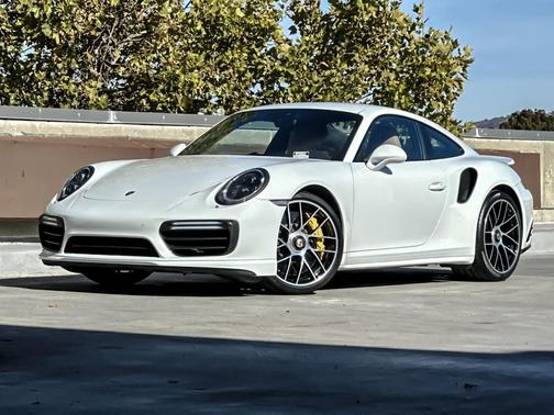 2018 Porsche 911 Turbo S