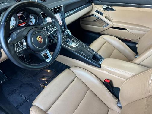 2018 Porsche 911 Turbo S