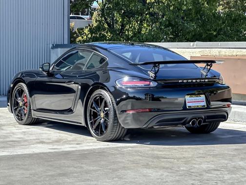 2018 Porsche 718 Cayman S