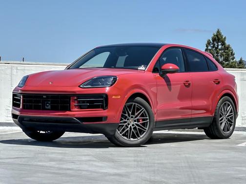 Carmine Red 2026 Porsche Cayenne S