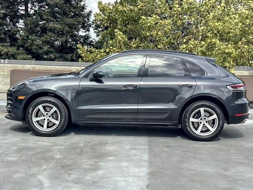 2021 Porsche Macan 