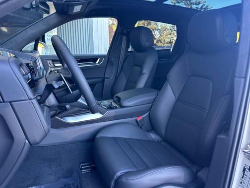 2026 Porsche Cayenne GTS