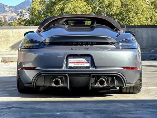 2024 Porsche 718 Spyder RS