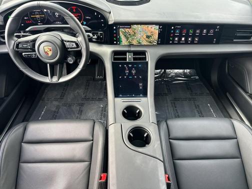 2024 Porsche Taycan Turbo