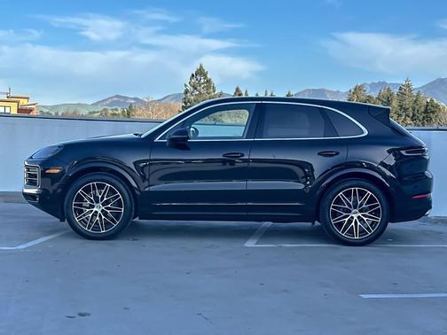 2025 Porsche Cayenne Cayenne