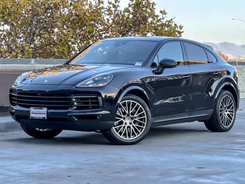 2022 Porsche Cayenne Platinum Edition