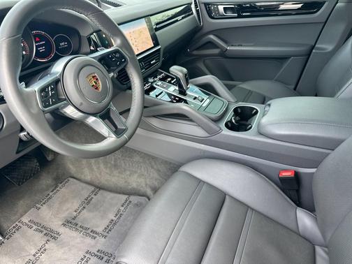 2023 Porsche Cayenne Cayenne