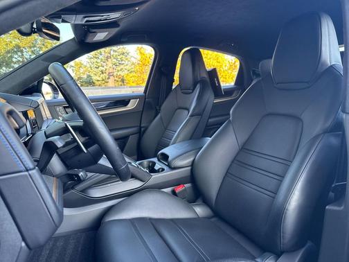 2024 Porsche Cayenne Turbo GT