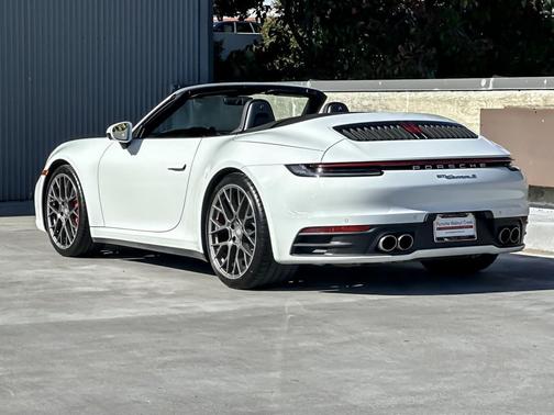 2023 Porsche 911 Carrera S