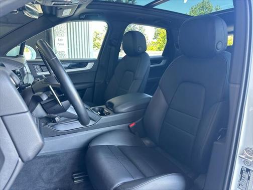 2024 Porsche Cayenne