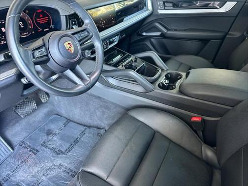 2024 Porsche Cayenne