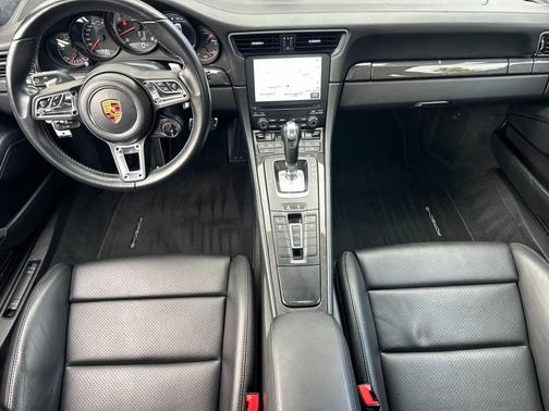 2018 Porsche 911 Turbo S