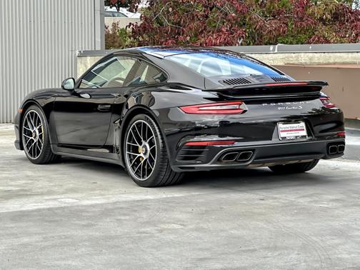 2018 Porsche 911 Turbo S