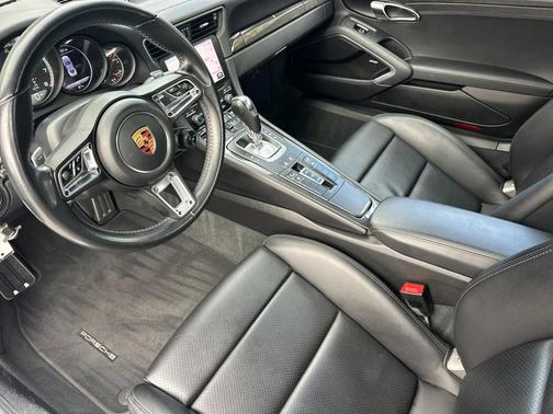 2018 Porsche 911 Turbo S