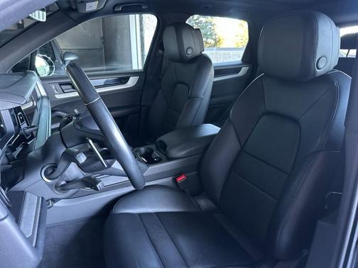 2024 Porsche Cayenne Cayenne