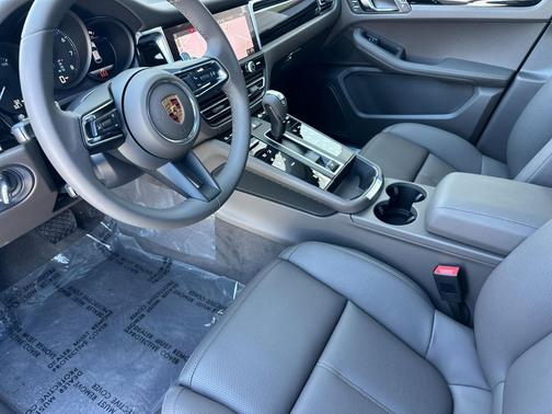 WHITE 2026 Porsche Macan Macan