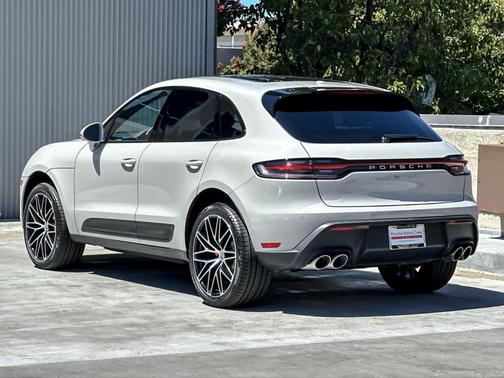 2025 Porsche Macan S