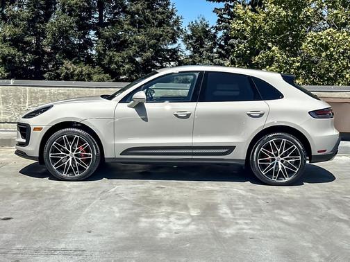 2025 Porsche Macan S
