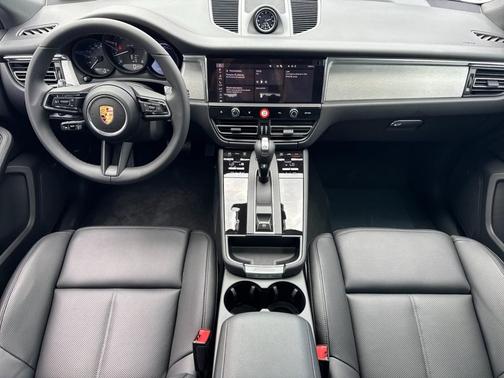 JET BLACK 2026 Porsche Macan Macan