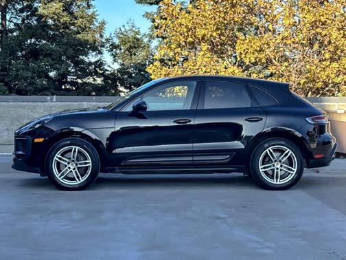 2023 Porsche Macan 