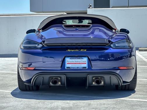 Gentian Blue Metallic 2024 Porsche 718 Spyder RS