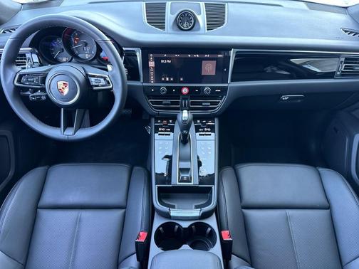 WHITE 2026 Porsche Macan Macan