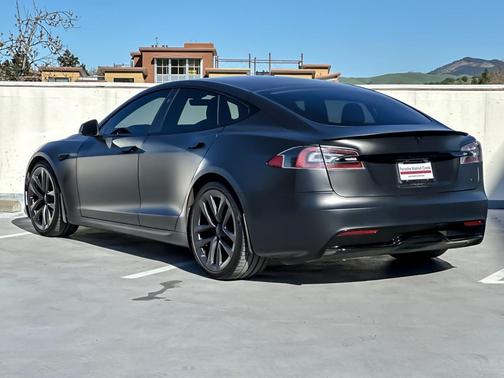 2021 Tesla Model S Plaid
